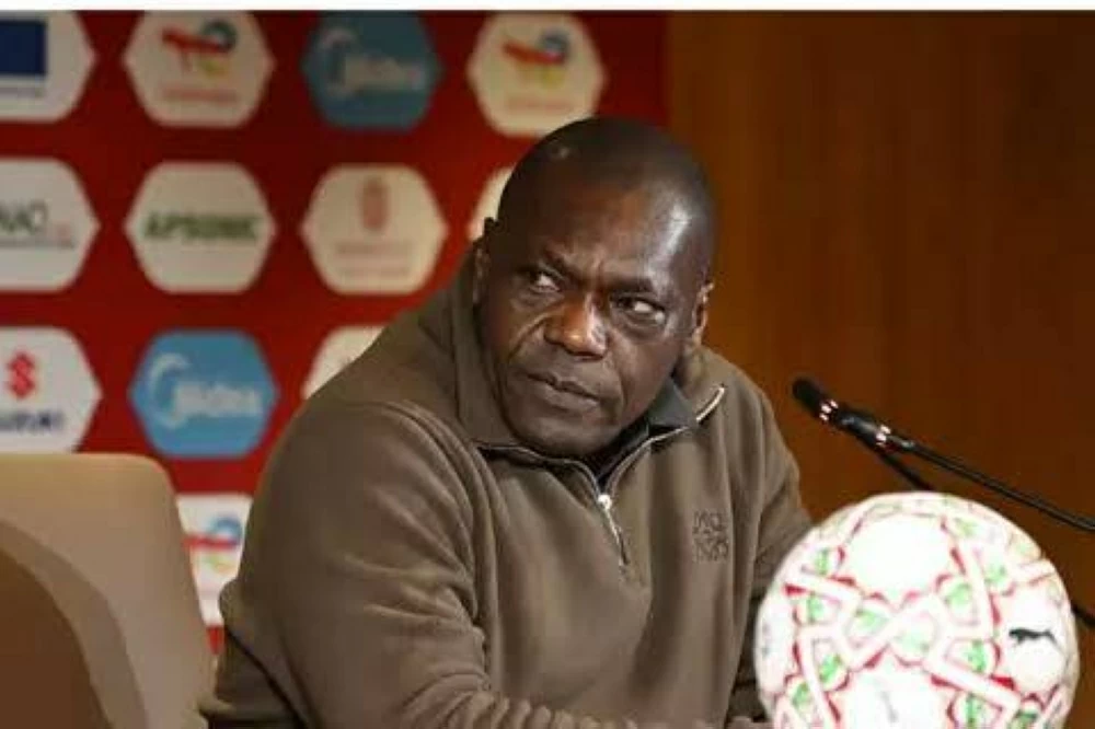 مدرب الكاميرون: جاهزون لمواجهة المغرب.. ولا نخشى التحكيم