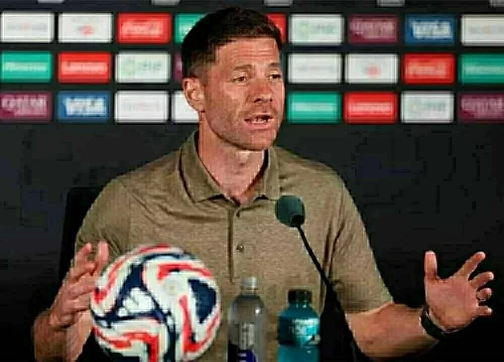 «بطولة قليلة الأهمية».. تعليق مثير من ألونسو بعد خسارة السوبر الإسبانى أمام برشلونة